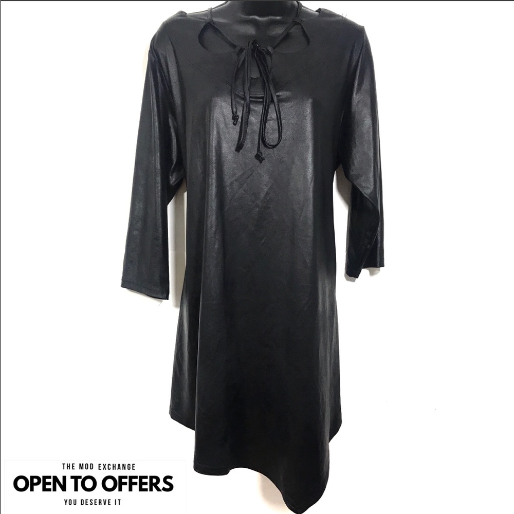 Plus Size Black Assymetrical Shift Tunic Dress